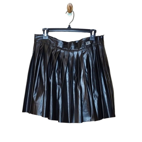 Adika Dresses & Skirts - Adika ADK Black Faux Leather Embroidery Pleated Mini Skirt Size XXL